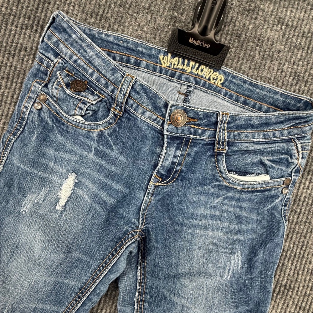 WallFlower Jeans Women 7 Blue Good Distressed Raw Hem Embroidered Bootcut